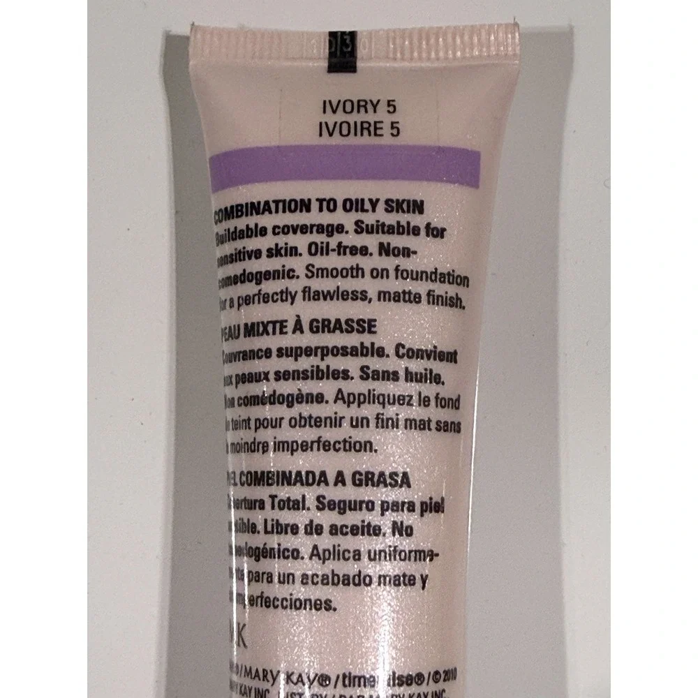 MARY KAY Timewise Matte Wear Liquid Foundation - Combination to Oily‎ - Ivory 5